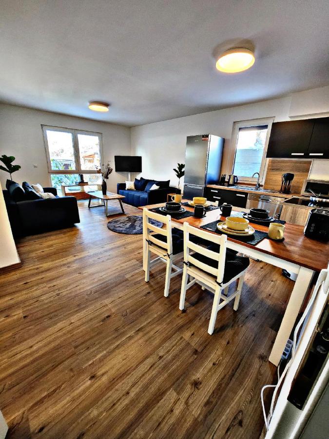 Lions Place Premium Apartments Comfort Optionaler Zugang Zum Spa- Bereich ハイデンハイム・アン・デア・ブレンツ エクステリア 写真