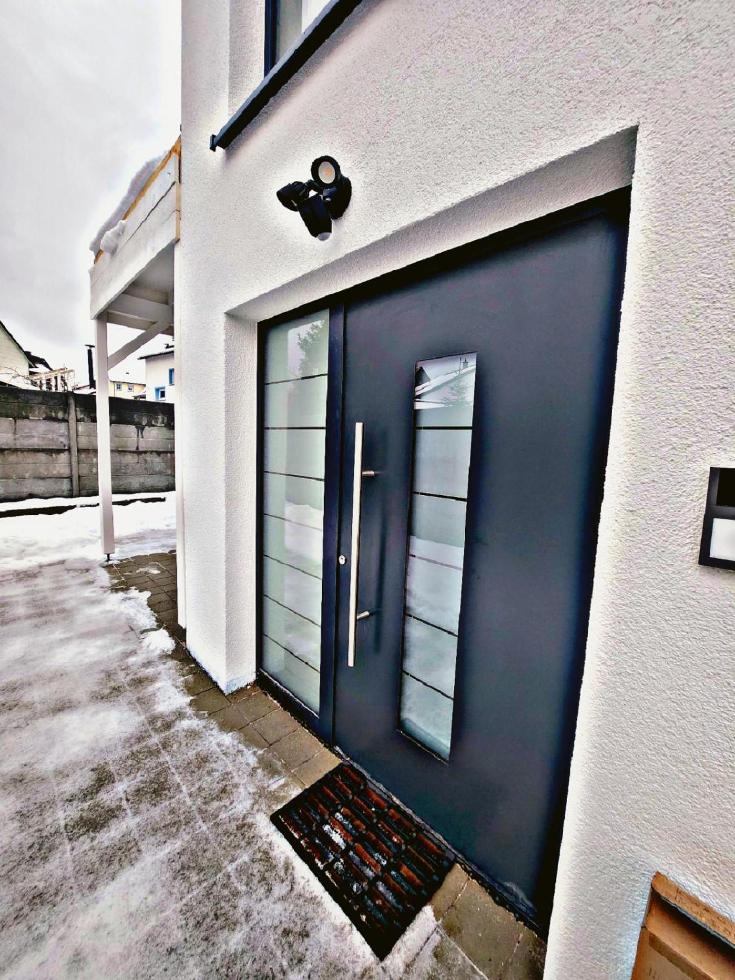 Lions Place Premium Apartments Comfort Optionaler Zugang Zum Spa- Bereich ハイデンハイム・アン・デア・ブレンツ エクステリア 写真