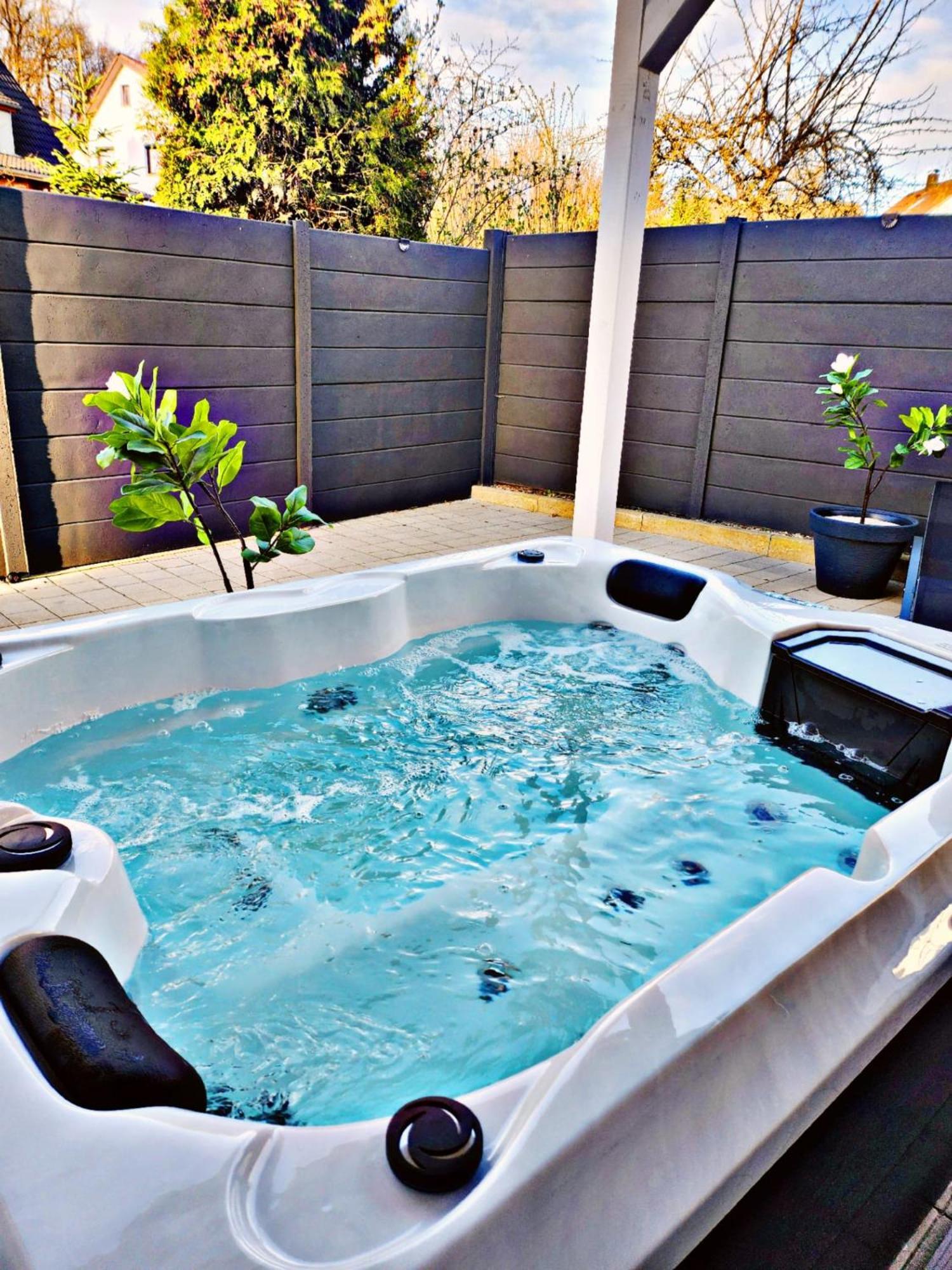 Lions Place Premium Apartments Comfort Optionaler Zugang Zum Spa- Bereich ハイデンハイム・アン・デア・ブレンツ エクステリア 写真