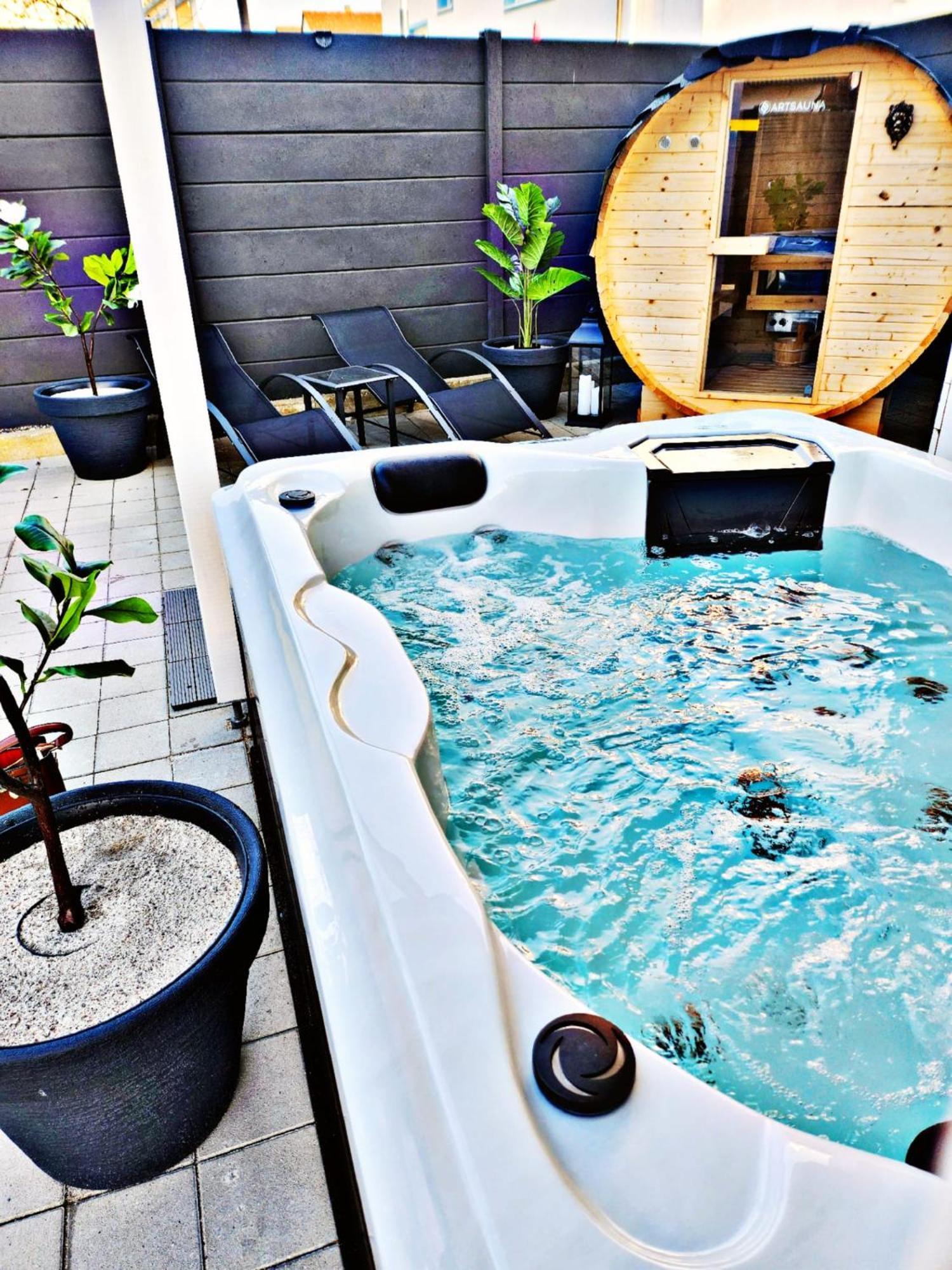 Lions Place Premium Apartments Comfort Optionaler Zugang Zum Spa- Bereich ハイデンハイム・アン・デア・ブレンツ エクステリア 写真